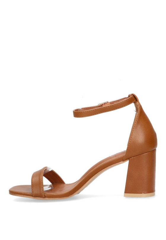 Sandalia de mujer ETIKA 91615 marron sintetico tacón medio