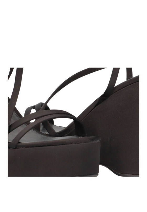 Sandalia de mujer LUNA TREND m3225 negro sintetico cuña alta