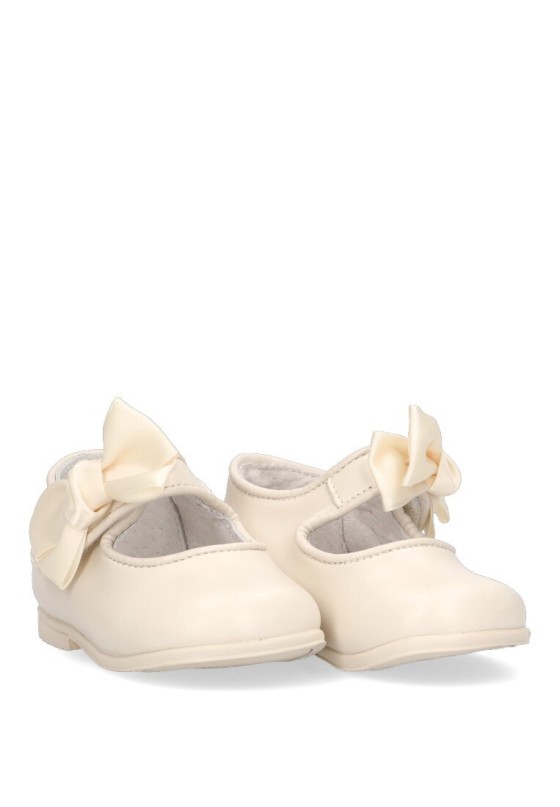 Zapato de niña BUBBLE BOBBLE a1331 beige piel suela plana