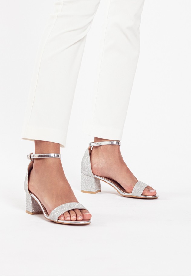 Sandalia de mujer ETIKA 91604 plata textil  tacón medio