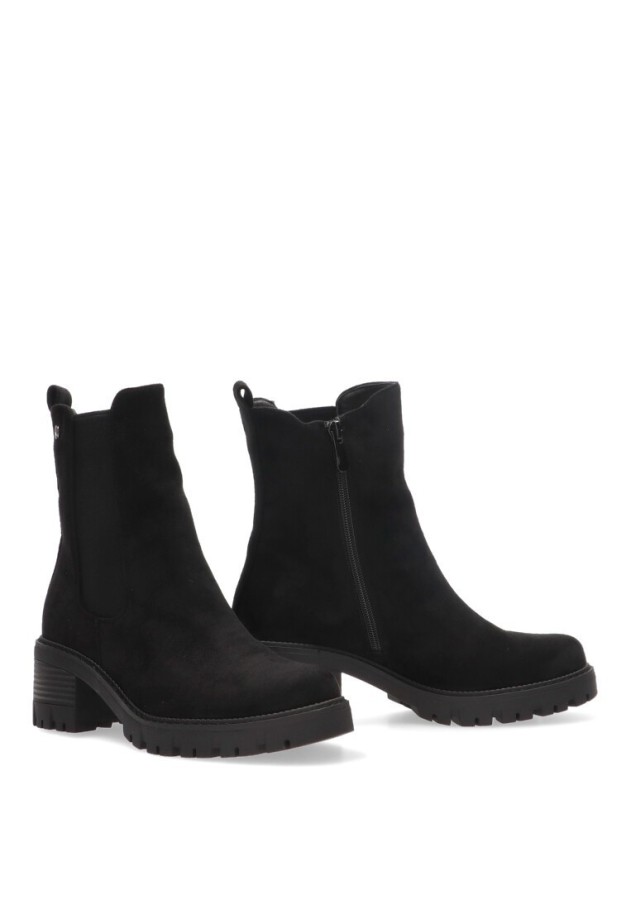 Botin de mujer ETIKA 11921 negro antelina tacón medio