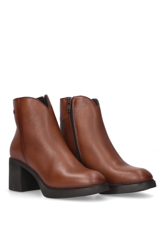 Botin de mujer Luna Collection 8700 cuero piel tacón medio