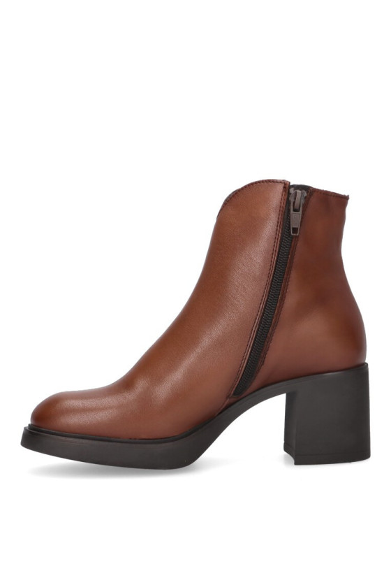 Botin de mujer Luna Collection 8700 cuero piel tacón medio