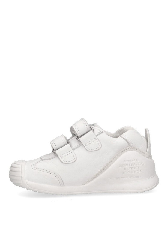 Deportivo de niña BIOMECANICS 221001 blanco piel suela plana
