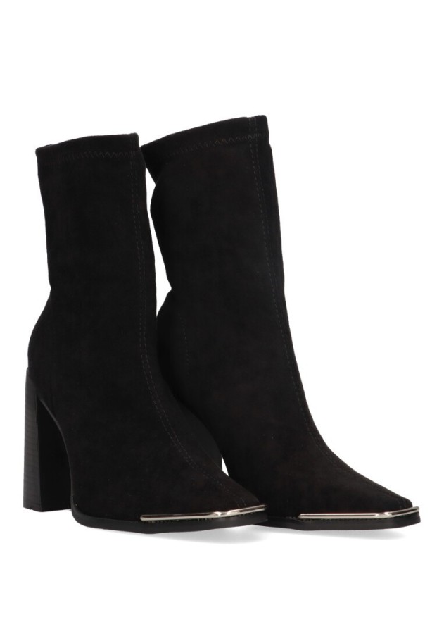 Botin de mujer SUPER MODE 9025 negro antelina tacón alto