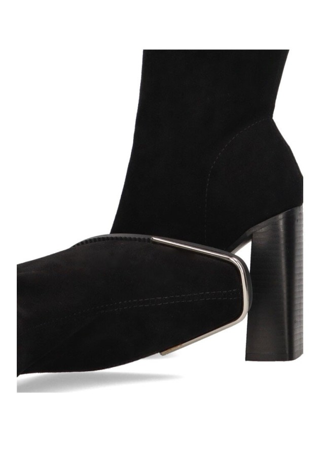 Botin de mujer SUPER MODE 9025 negro antelina tacón alto