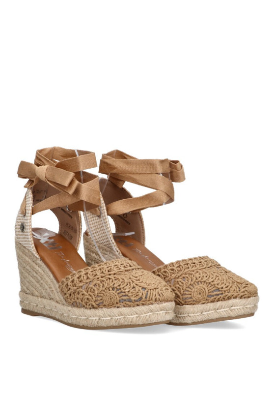Alpargata de mujer XTI 142336 taupe sintetico cuña alta