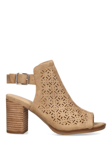 Sandalia de mujer ETIKA 31118 camel antelina tacón medio
