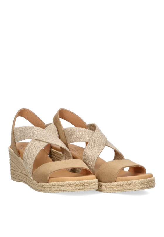 Sandalia con cuña alta en serraje camello y elásticos cruzados de mujer modelo 1110