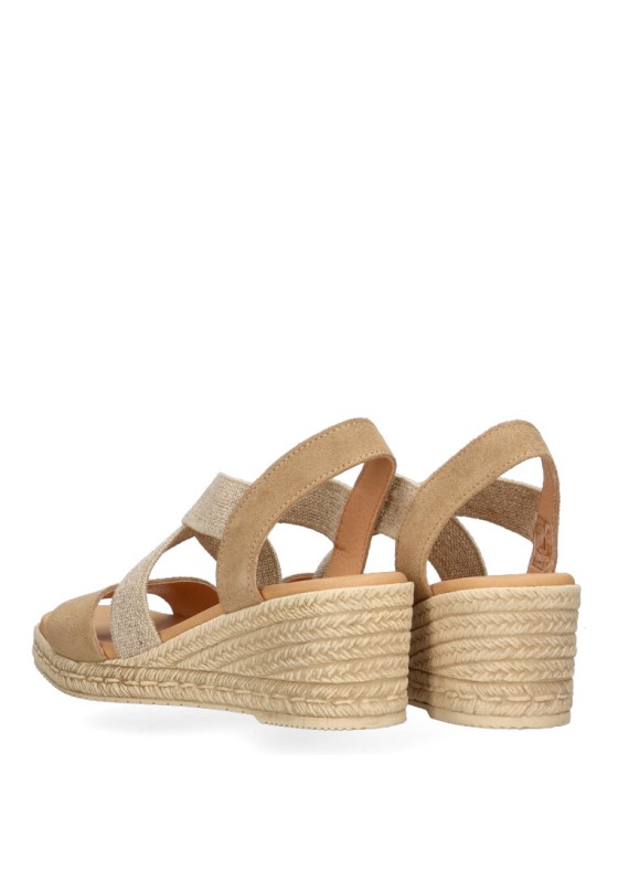 Sandalia con cuña alta en serraje camello y elásticos cruzados de mujer modelo 1110