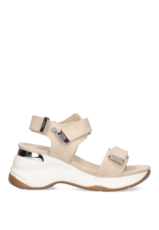 Sandalia de mujer XTI 142827 beige sintetico cuña media