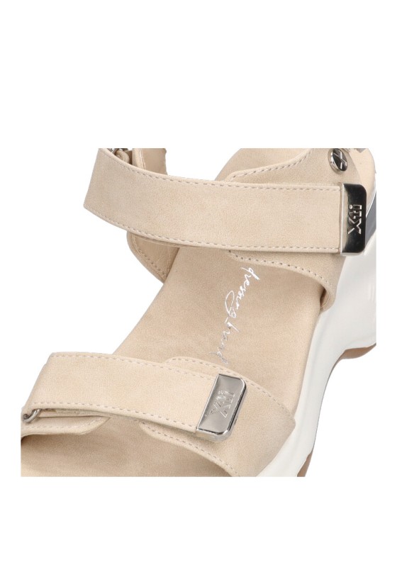 Sandalia de mujer XTI 142827 beige sintetico cuña media