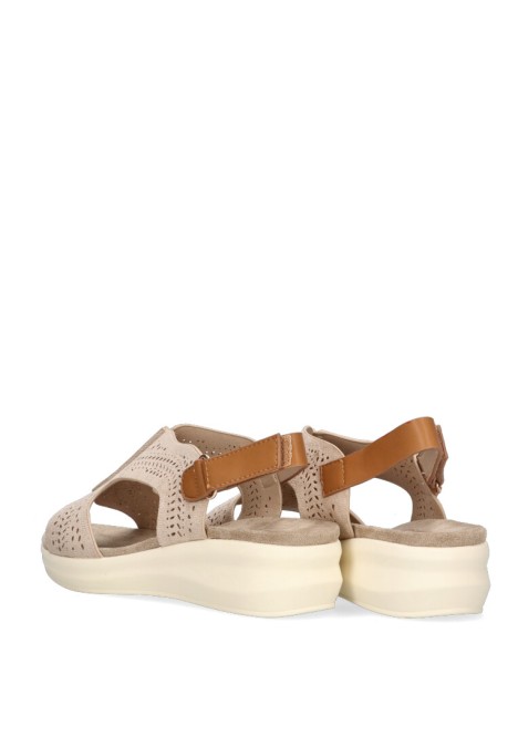 Sandalia antelina beige con velcro para mujer ARMONY 41005