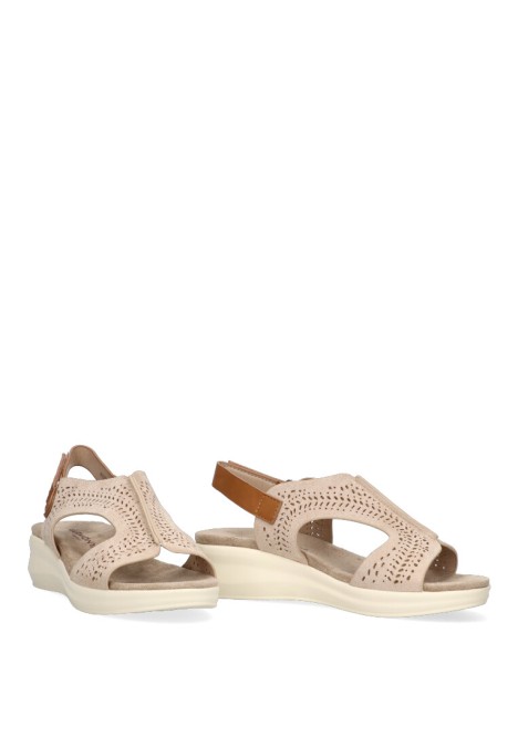 Sandalia antelina beige con velcro para mujer ARMONY 41005