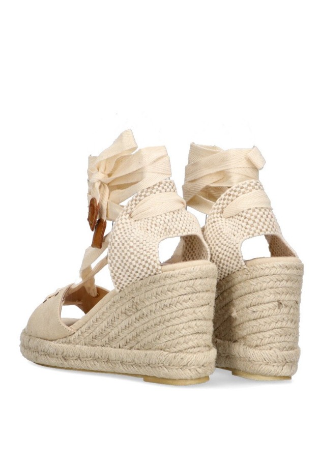 Sandalia de mujer MUSTANG 59725 beige sintetico cuña alta