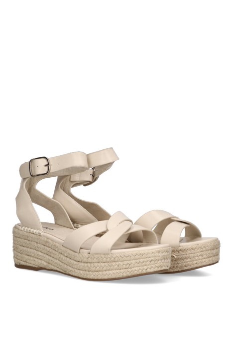 Sandalia beige con suela doble para mujer LUNA TREND M4390