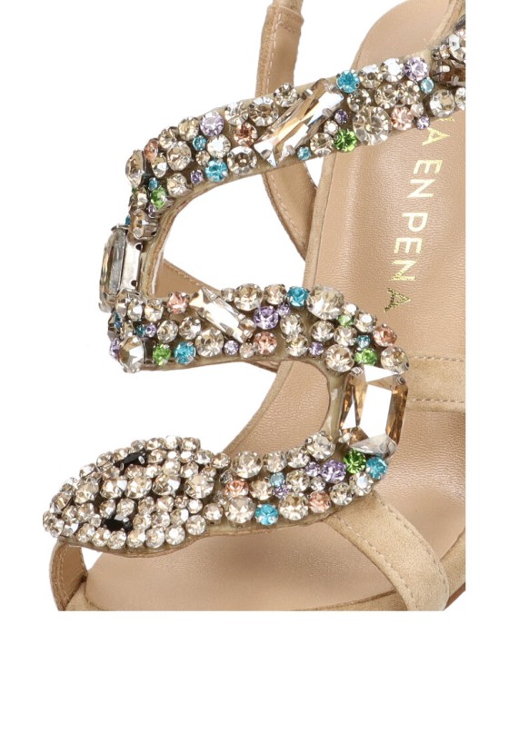 Sandalia de mujer ALMA EN PENA 713 beige piel tacón medio