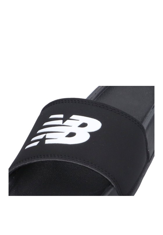 Chanclas sandalias playa de niño NEW BALANCE syf200 negro goma suela plana
