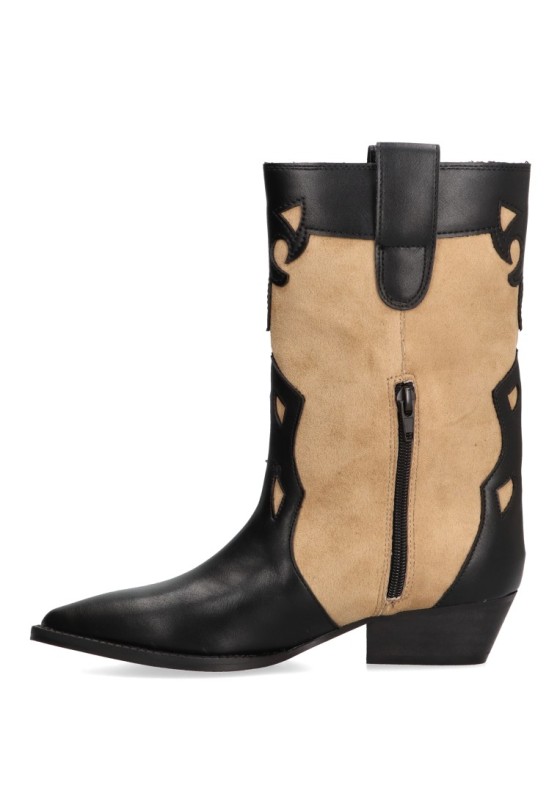 Bota de mujer LUNA TREND m4750 negro sintetico suela plana