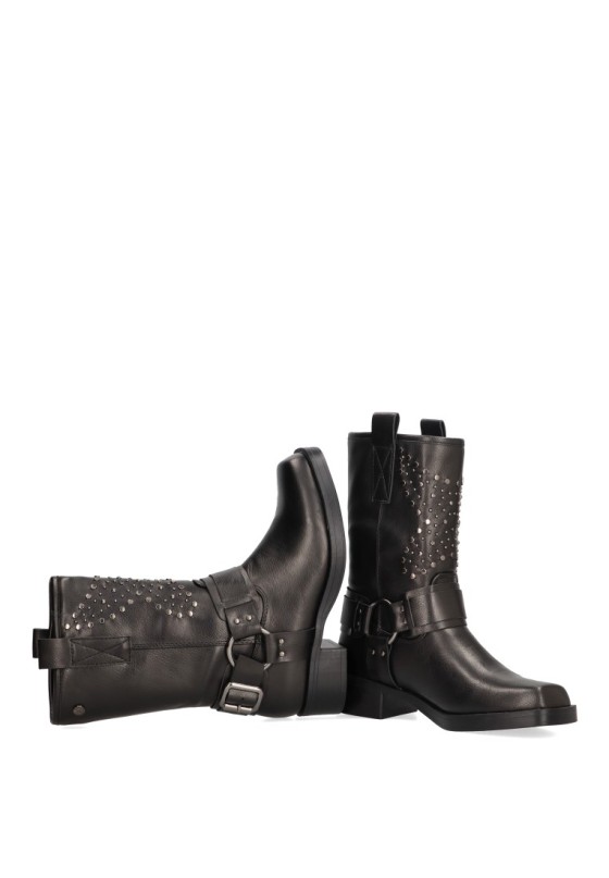 Bota de mujer XTI 142999 negro sintetico suela plana