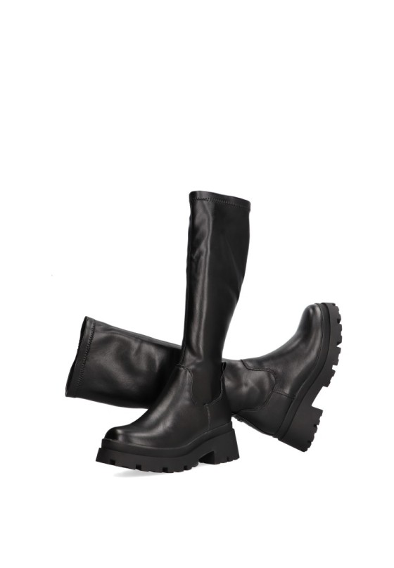 Bota de mujer MUSTANG 59652 negro sintetico suela plana