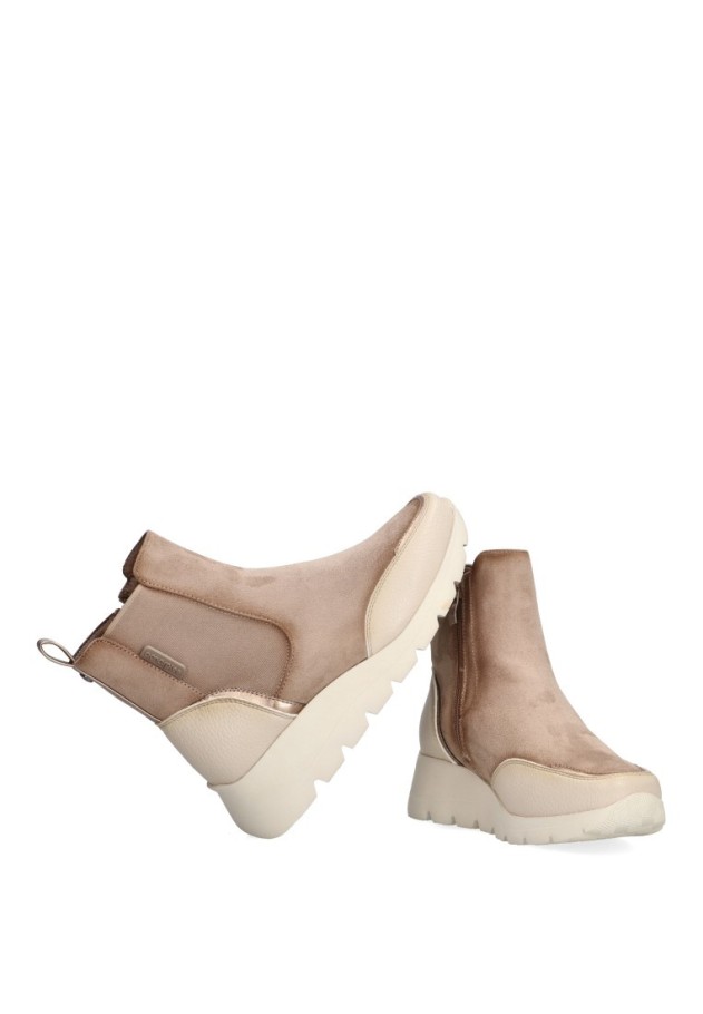 Botin de mujer AMARPIES amd27097 beige sintetico cuña media