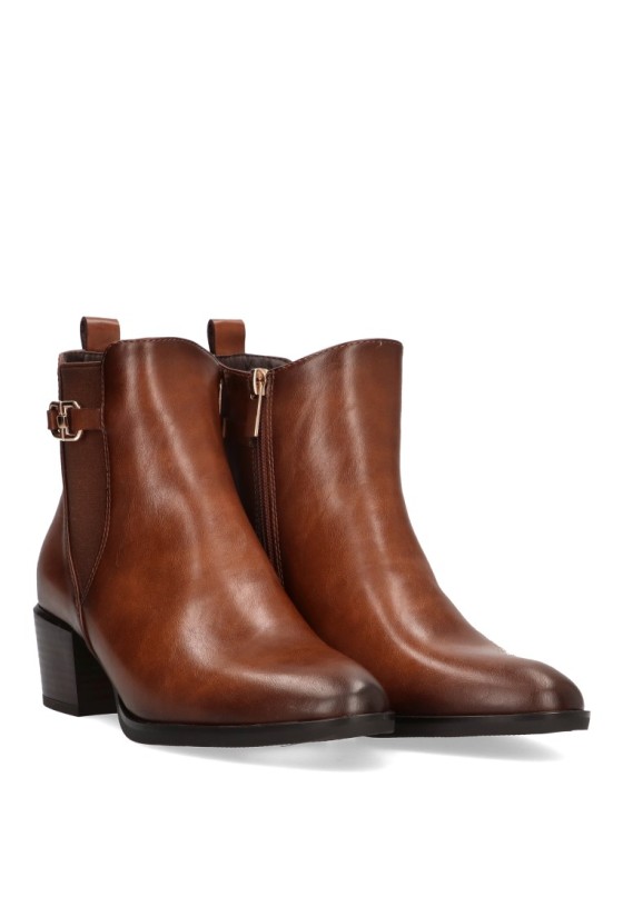 Botin de mujer ARMONY 30023 marron sintetico tacón medio