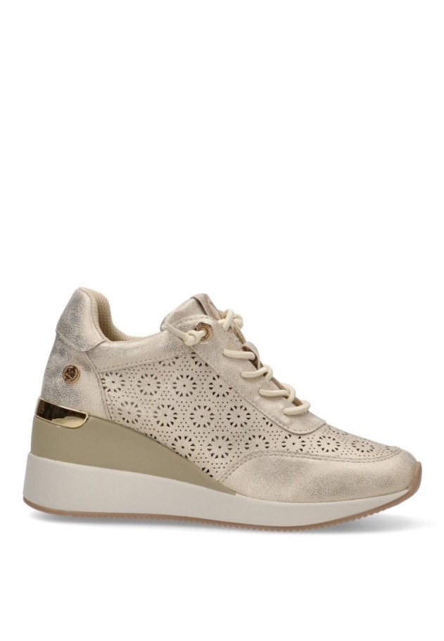 zapatillas oro mujer casual XTI 143776