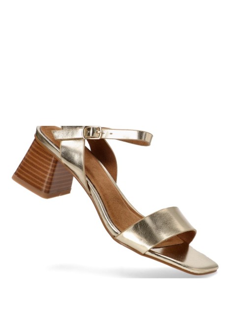 Sandalia de mujer LUNA TREND m4281 oro sintetico tacón medio