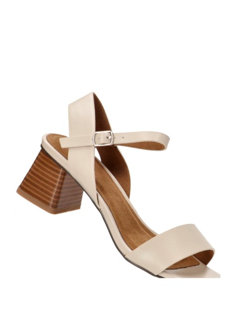 Sandalia de mujer LUNA TREND m4281 beige sintetico tacón medio
