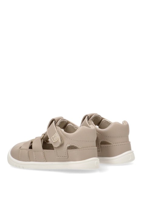 Sandalia barefoot niña PIRUFLEX beige