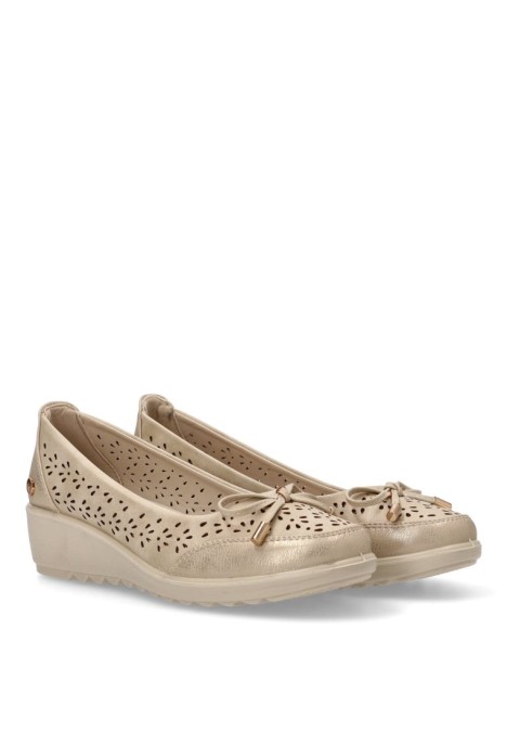 Bailarina  de mujer AMARPIES atl28337 beige sintetico cuña media