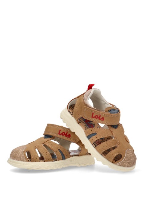 Sandalia de niño LOIS 63277 camel sintetico suela plana