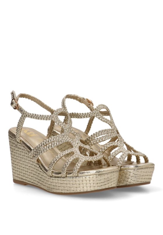 Sandalia de mujer XTI 144056 oro sintetico cuña alta