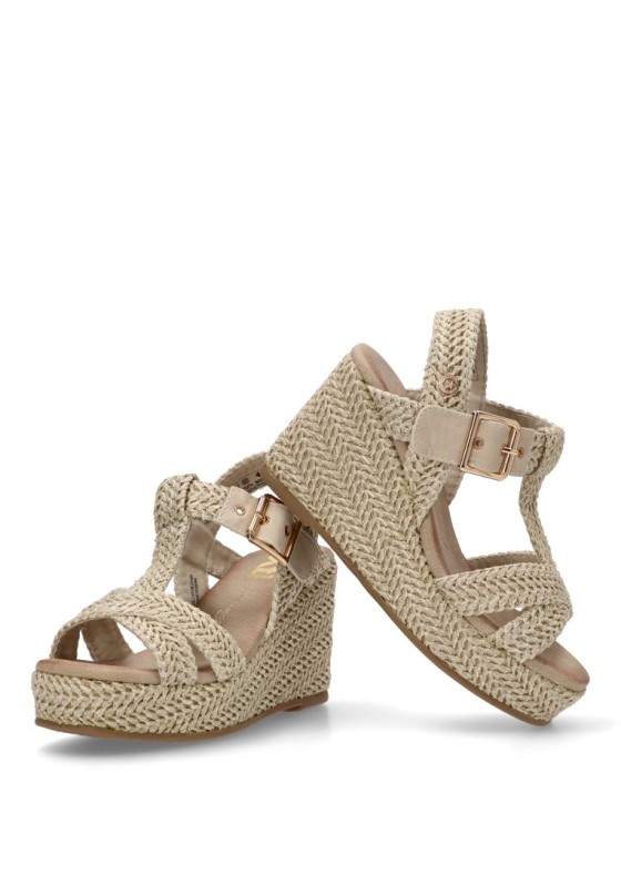 Sandalia de mujer XTI 143833 beige sintetico cuña alta
