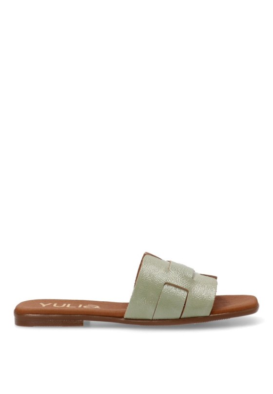 Sandalia de mujer YULIA 5550 verde piel suela plana