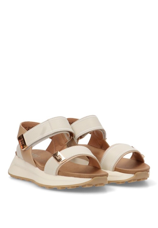 Sandalia mujer XTI 143874 beige