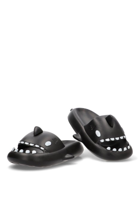 Chanclas tiburon negro
