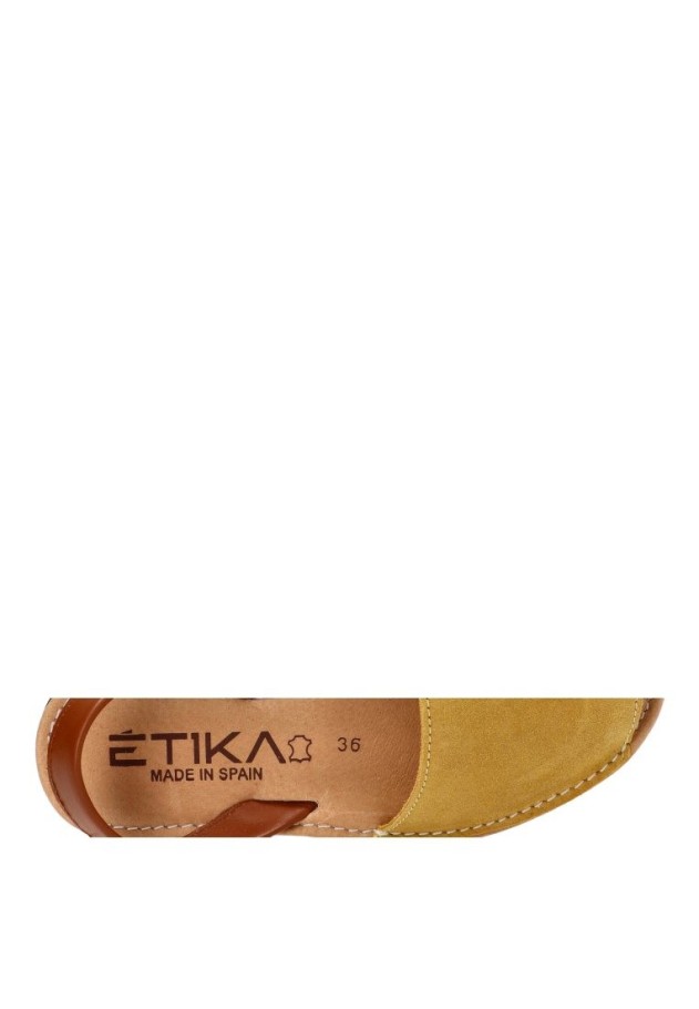 Sandalia de mujer ETIKA 10080 mostaza piel suela plana