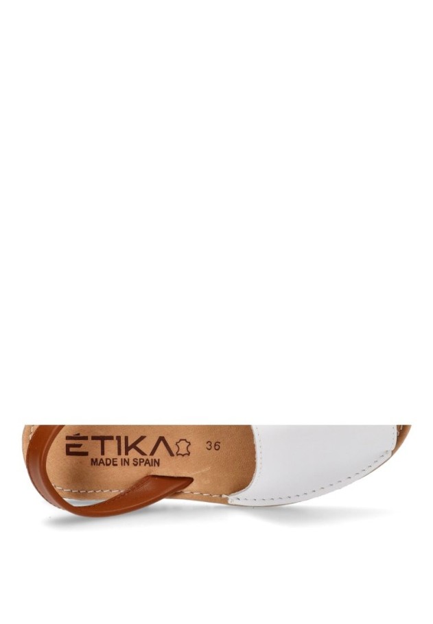 Sandalia de mujer ETIKA 10080 blanco piel suela plana