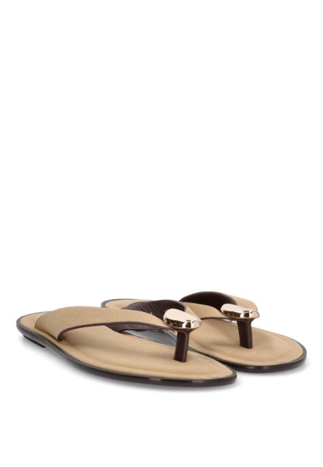 Sandalia de mujer SORAIA xzy-2a001 taupe sintetico suela plana