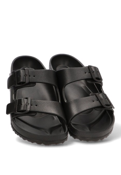 Chanclas sandalias playa de hombre XTI 145733 negro goma suela plana