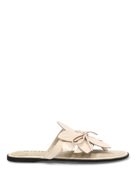 Sandalia beige con suela plana de mujer TRAVIATA M6450