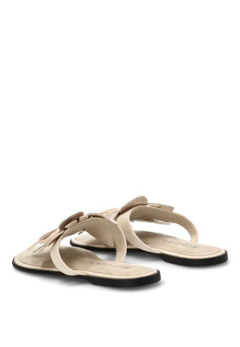 Sandalia beige con suela plana de mujer TRAVIATA M6450