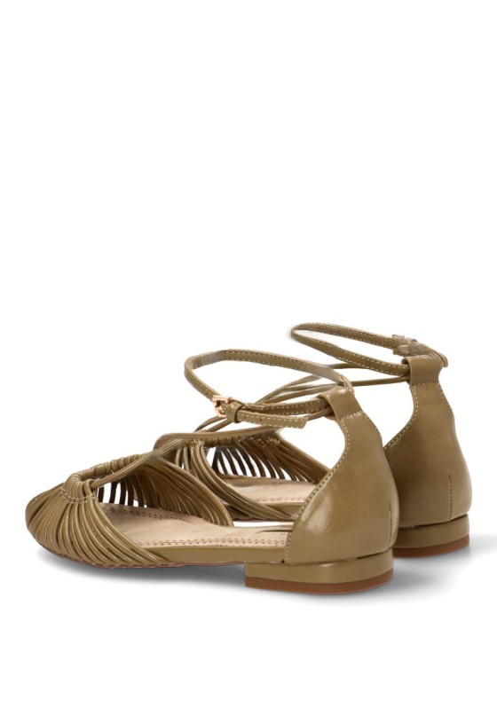 Sandalia con suela plana de mujer LUNA TREND M6390