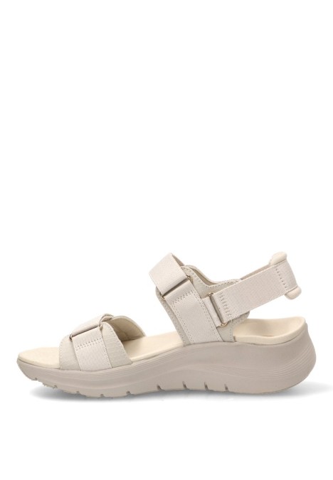 Sandalia beige de mujer SKECHERS 119465 con plantilla Arch-Fit