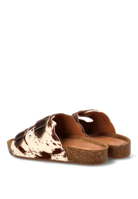 Sandalia de piel vaca con hebilla de mujer MUSTANG 54085