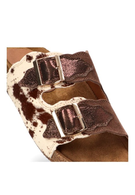Sandalia de piel vaca con hebilla de mujer MUSTANG 54085