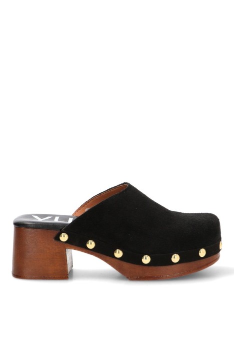 Zueco en piel negra YULIA 487 con tacón medio para mujer