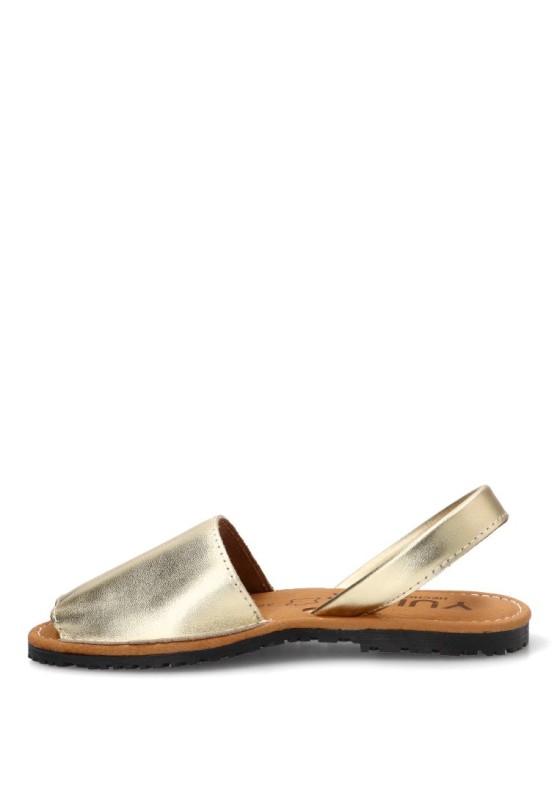 Sandalia 550 con laminado platino en piel de mujer PISTACHO ME